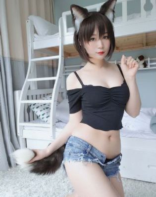 丝袜秘书在办公室被躁bd电影_BD国语免费全集观看