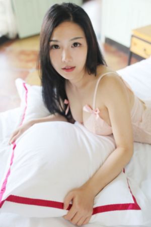 被最想拥抱的男人威胁了动漫_国语版全集