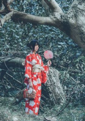 我召唤了魅魔老婆第1集在哪找_4K动漫免费观看